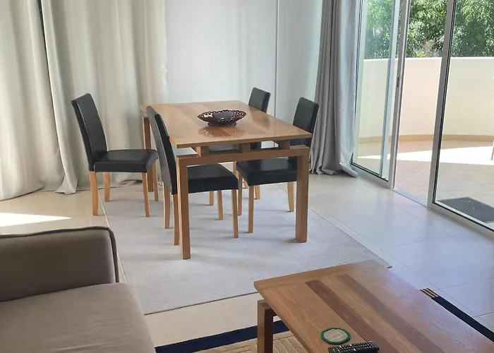 Penthouse Apartment *